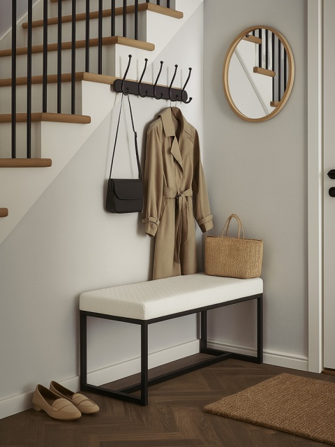 Štýlová čierna kovová lavica