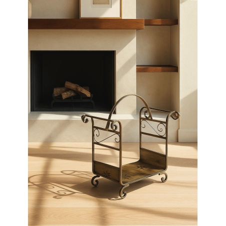 Stylowy kosz metalowy na drewno do kominka