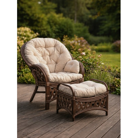 Bequemer Rattansessel mit Fußhocker, dunkelbraun