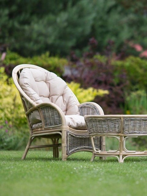 Rattanmöbel, gebleicht, weiß - für Haus und Garten, natürlich