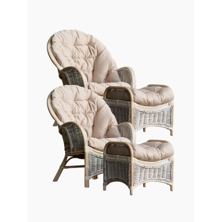 Prírodné ratanové kreslá, svetlé, s podnožkami
