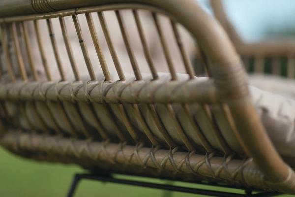 Podłokietnik rattanowy Grotto