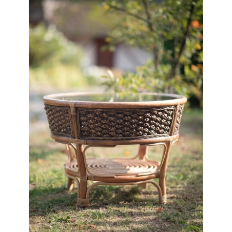 Wunderschöner Rattantisch mit Abaca-Besatz