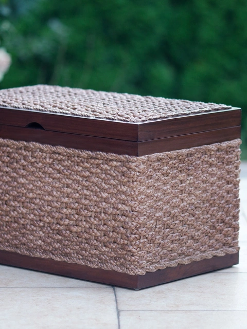 Naturalna, zdobiona skrzynia rattanowa z drewna i abaki m40s - Akspol