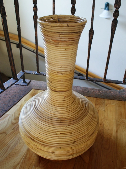 Rattanvase m17
