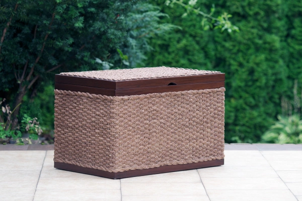 Uzavretá štýlová truhlica