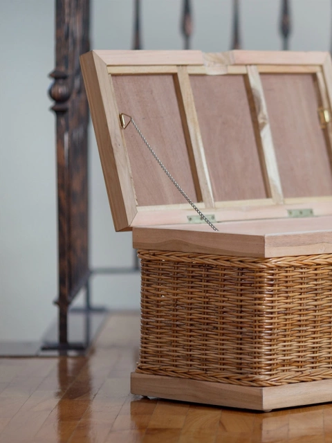 Drevená debna s prútím M46S