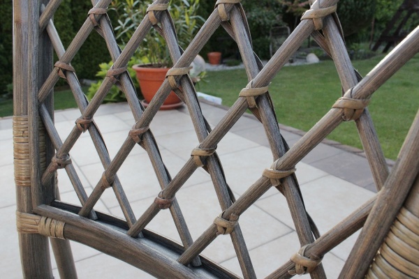 Szary rattan naturalny