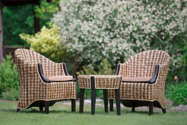 Stylowe meble rattanowe drewniane