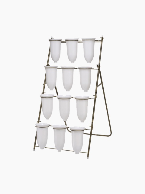 Metalowy stojak na flakony