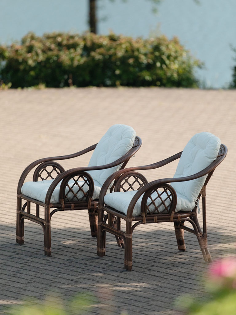 Gartensessel aus natürlichem Rattan