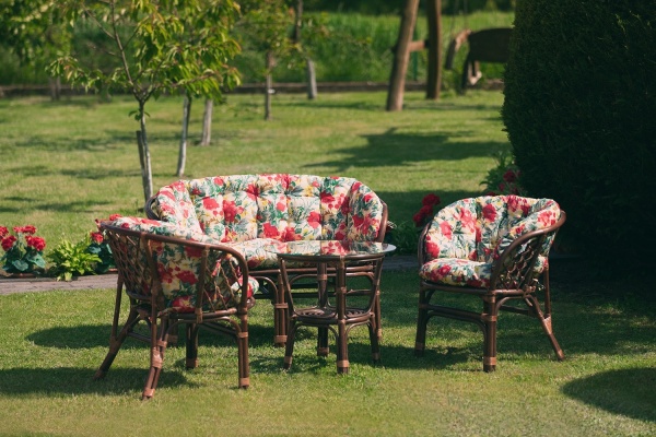 Rattan-Kaffeesets – natürliche Möbel für Haus und Garten