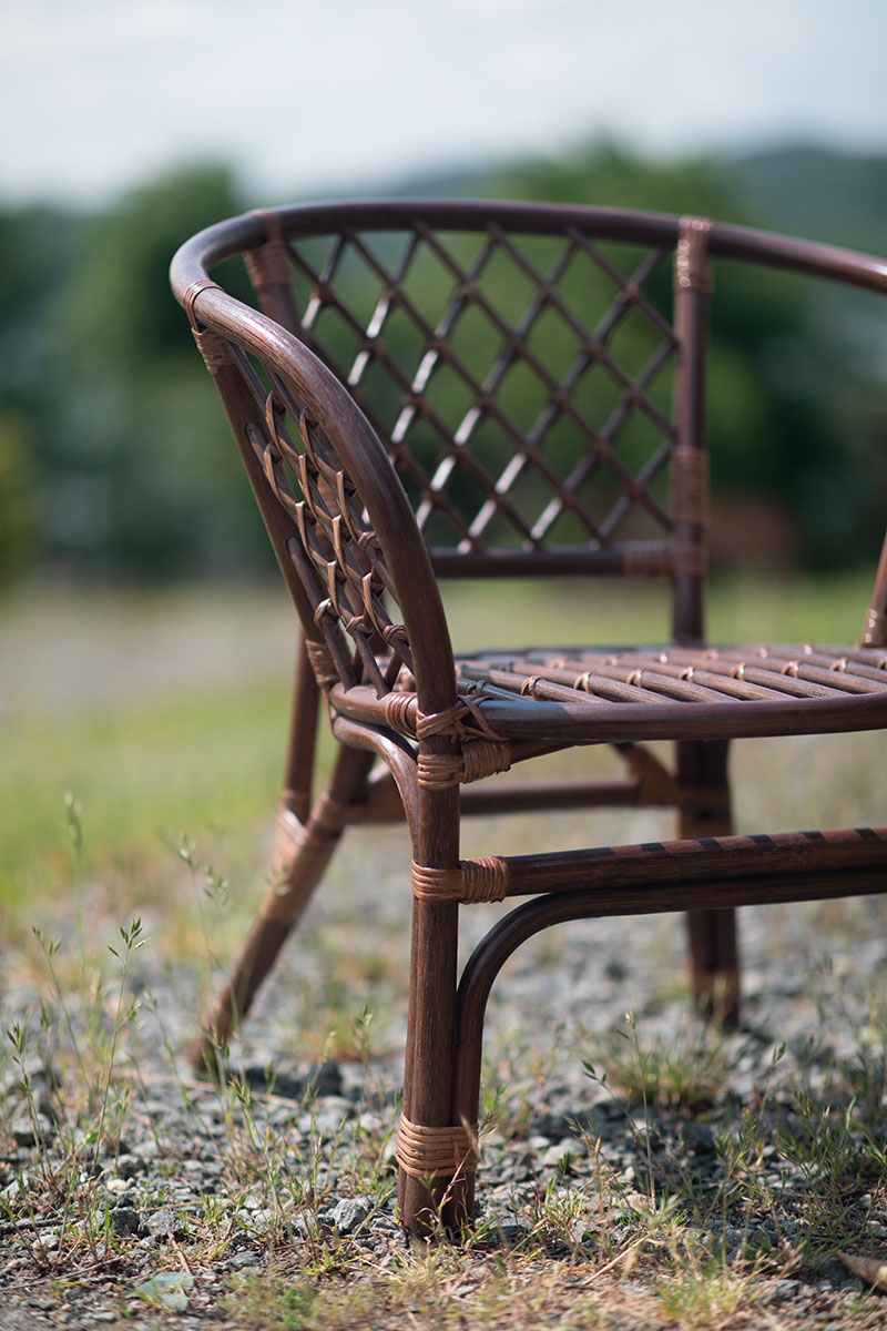 naturalny fotel ogrodowy rattan