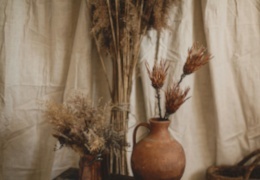 Boho w małych wnętrzach – jak stworzyć przytulną i lekką przestrzeń