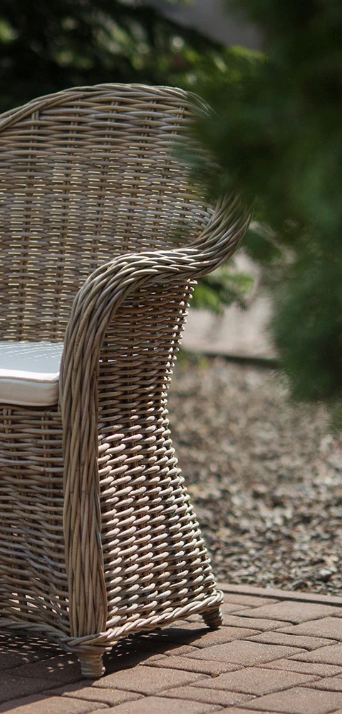 Rustikaler Rattansessel